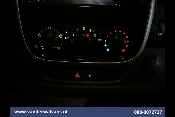 Renault Trafic 1.6 dCi 126pk L1H1 Euro6 Airco | Imperiaal | Navigatie | Cruisecontrol | Trekhaak Parkeersensoren, Bijrijdersbank