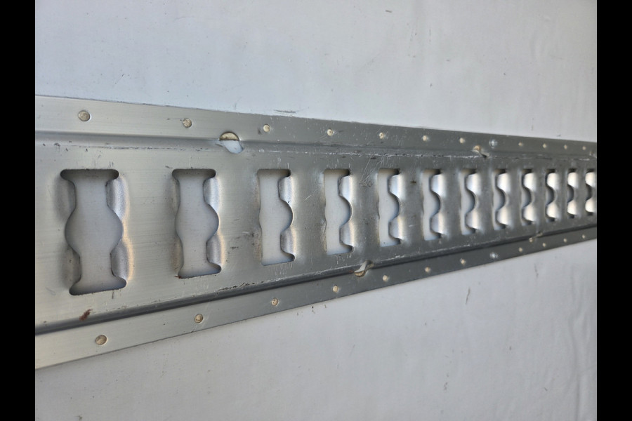 Ford Transit 2.0 TDCI 1211Kg Laadvermogen Hoge laadbak 2.30 Laadklep & Zijdeur