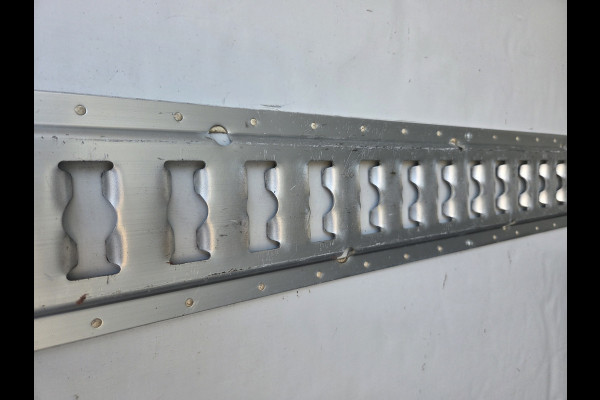 Ford Transit 2.0 TDCI 1211Kg Laadvermogen Hoge laadbak 2.30 Laadklep & Zijdeur