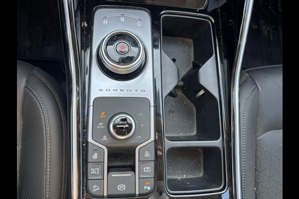Kia Sorento 1.6 T-GDI Plug-in Hybrid 4WD DynamicPlusLine 7p. | SCI | Leder |  Afneembare trekhaak | Camera | Bose audio