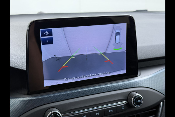 Ford FOCUS Wagon 1.5T 150PK AUT-8 Active X Navi Head-Up Adaptive Cruise Camera Apple Carplay Android Virtual-Cockpit Pdc Ecc Sport Stoelen Busine Elek.Achterklep Privacy Glas Led Isofix Wifi DAB Park-Asist Dodehoek-Asist Lane Assist Virtual Cockpit Keyless 1e Eigenaar Dealeronderhouden orig.NLse auto € 39.000 nieuw!  1.500KG trekvermogen