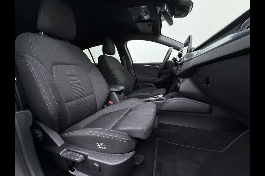 Ford FOCUS Wagon 1.5T 150PK AUT-8 Active X Navi Head-Up Adaptive Cruise Camera Apple Carplay Android Virtual-Cockpit Pdc Ecc Sport Stoelen Busine Elek.Achterklep Privacy Glas Led Isofix Wifi DAB Park-Asist Dodehoek-Asist Lane Assist Virtual Cockpit Keyless 1e Eigenaar Dealeronderhouden orig.NLse auto € 39.000 nieuw!  1.500KG trekvermogen