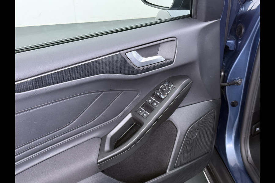 Ford FOCUS Wagon 1.5T 150PK AUT-8 Active X Navi Head-Up Adaptive Cruise Camera Apple Carplay Android Virtual-Cockpit Pdc Ecc Sport Stoelen Busine Elek.Achterklep Privacy Glas Led Isofix Wifi DAB Park-Asist Dodehoek-Asist Lane Assist Virtual Cockpit Keyless 1e Eigenaar Dealeronderhouden orig.NLse auto € 39.000 nieuw!  1.500KG trekvermogen