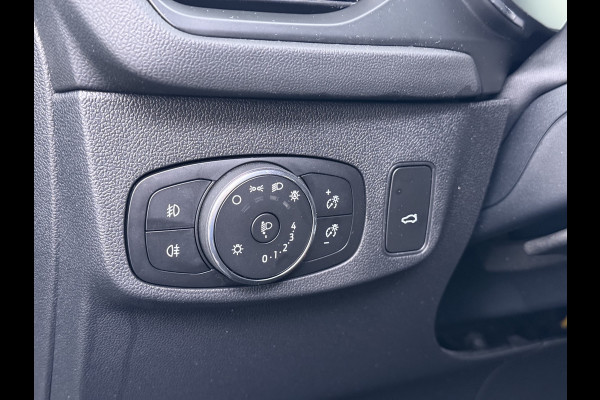 Ford FOCUS Wagon 1.5T 150PK AUT-8 Active X Navi Head-Up Adaptive Cruise Camera Apple Carplay Android Virtual-Cockpit Pdc Ecc Sport Stoelen Busine Elek.Achterklep Privacy Glas Led Isofix Wifi DAB Park-Asist Dodehoek-Asist Lane Assist Virtual Cockpit Keyless 1e Eigenaar Dealeronderhouden orig.NLse auto € 39.000 nieuw!  1.500KG trekvermogen