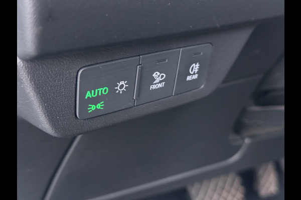 Audi Q4 e-tron 40 204pk AUT. 82kWh Advanced Launch Ed. SOH 97% Warmtepomp Matrix-Led Adaptive-Cruis Audi-Sound System Apple Carplay Android Aut 3 fase laden Stoelverwarming Lmv 20" DAB Bluetooth Elek.Achterklep € 63.000 nieuw Origineel Nederlandse Auto