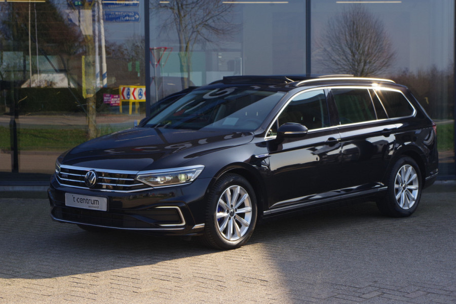 Volkswagen Passat Variant 1.4 TSI PHEV GTE 218 PK BNS, Panoramadak, Head-Up, Leder, Memory, Massage, 4 x Stoelverwarming