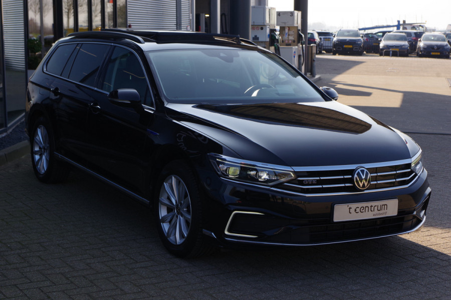 Volkswagen Passat Variant 1.4 TSI PHEV GTE 218 PK BNS, Panoramadak, Head-Up, Leder, Memory, Massage, 4 x Stoelverwarming
