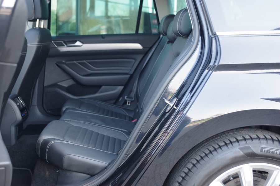 Volkswagen Passat Variant 1.4 TSI PHEV GTE 218 PK BNS, Panoramadak, Head-Up, Leder, Memory, Massage, 4 x Stoelverwarming