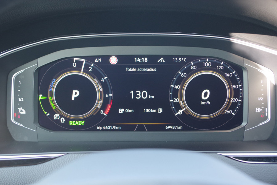 Volkswagen Passat Variant 1.4 TSI PHEV GTE 218 PK BNS, Panoramadak, Head-Up, Leder, Memory, Massage, 4 x Stoelverwarming