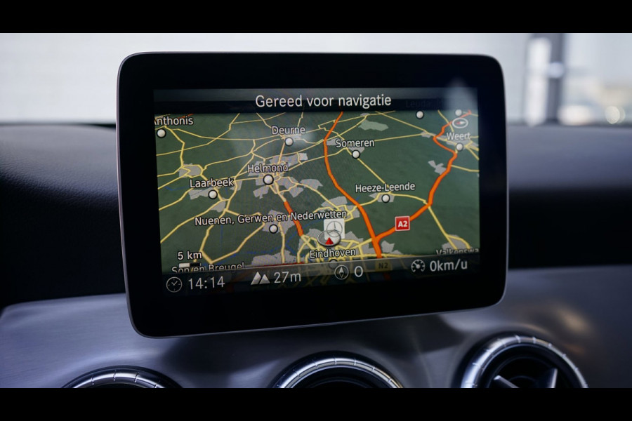 Mercedes-Benz CLA-Klasse 180 AMG AUTOMAAT-ALCANTARA-CAMERA-CRUISE-FULL LED-GROOT NAVIGATIE-KEYLESS-STOELVERWARMING