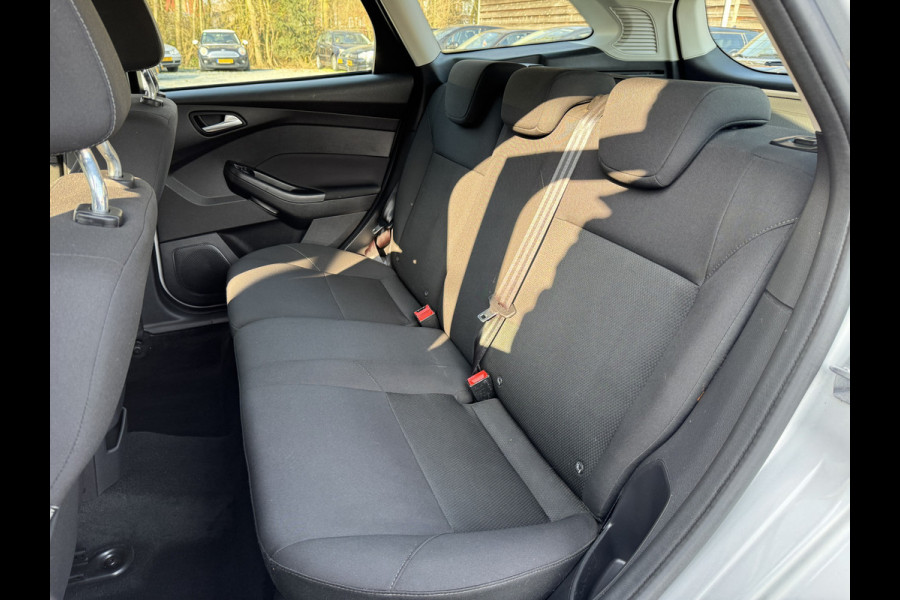 Ford FOCUS Wagon 100PK ECOBOOST BUSINESS EDITION TREKHAAK/NAVI/CARPLAY