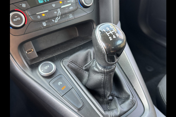 Ford FOCUS Wagon 100PK ECOBOOST BUSINESS EDITION TREKHAAK/NAVI/CARPLAY