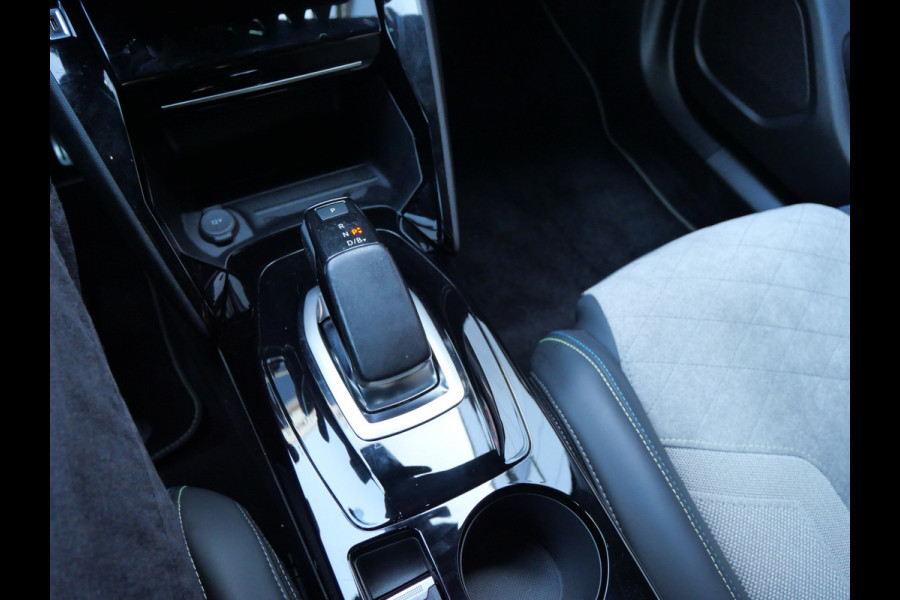 Peugeot e-2008 EV GT-PACK 50 kWh | A.C.C | 3D COCKPIT | TREKHAAK | ALCANTARA LEER!!