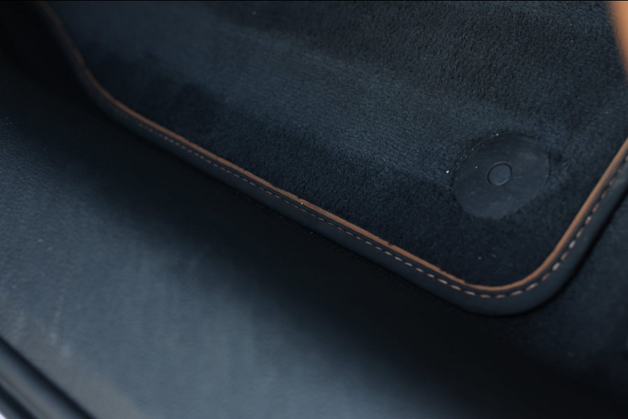 Audi RS6 TFSI Quattro *Keramisch*Carbon*Pano*Indiviual kleur*B&O*