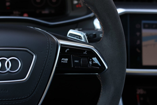 Audi RS6 TFSI Quattro *Keramisch*Carbon*Pano*Indiviual kleur*B&O*