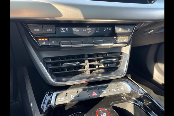 Audi e-tron GT RS 93 kWh 598PK! | SOH 89% | KEMORAGRIJS| STOELVERWARMING| ACHTERBANK VERWARMD| BANG & OLUFSEN| MATRIX LASER | DODE HOEK| PANORAMADAK| 360 CAMERA| HEAD-UP DISPLAY | NACHTZICHT ASSISTENT