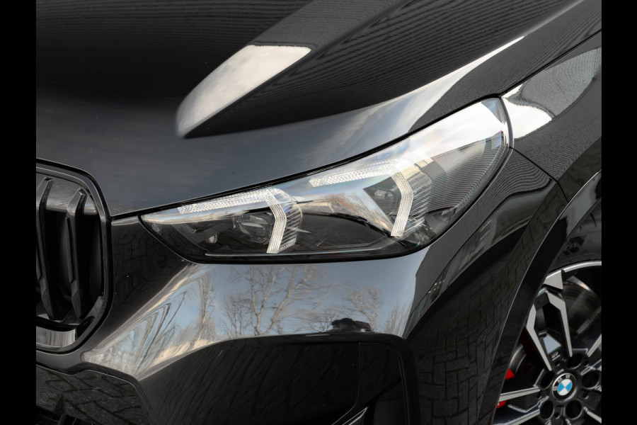 BMW X1 sDrive20i M-Sport Pro - Pano - Memoryzetel - ACC - Head-up - Harman Kardon