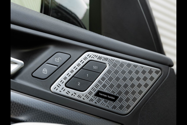 BMW X1 sDrive20i M-Sport Pro - Pano - Memoryzetel - ACC - Head-up - Harman Kardon