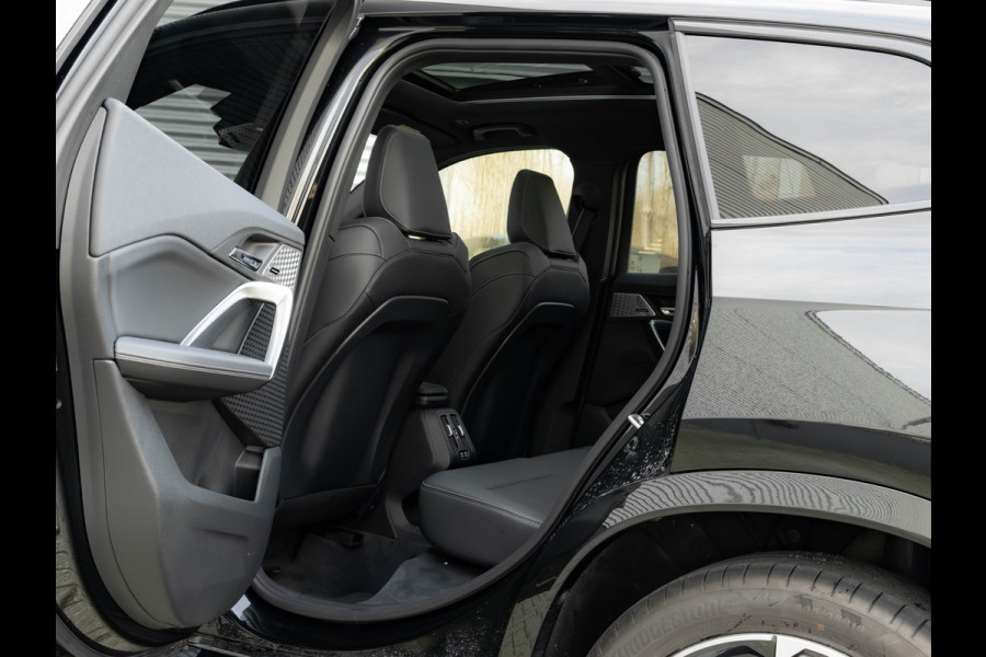 BMW X1 sDrive20i M-Sport Pro - Pano - Memoryzetel - ACC - Head-up - Harman Kardon