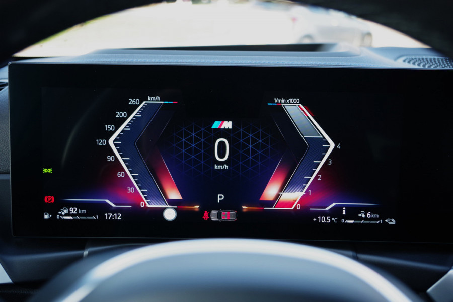 BMW 3 Serie Touring 330e 293 PK xDrive M-Sport Pro PHEV, Panoramadak, Kuipstoelen, Head-Up, Memory, Adap. Cruise Control