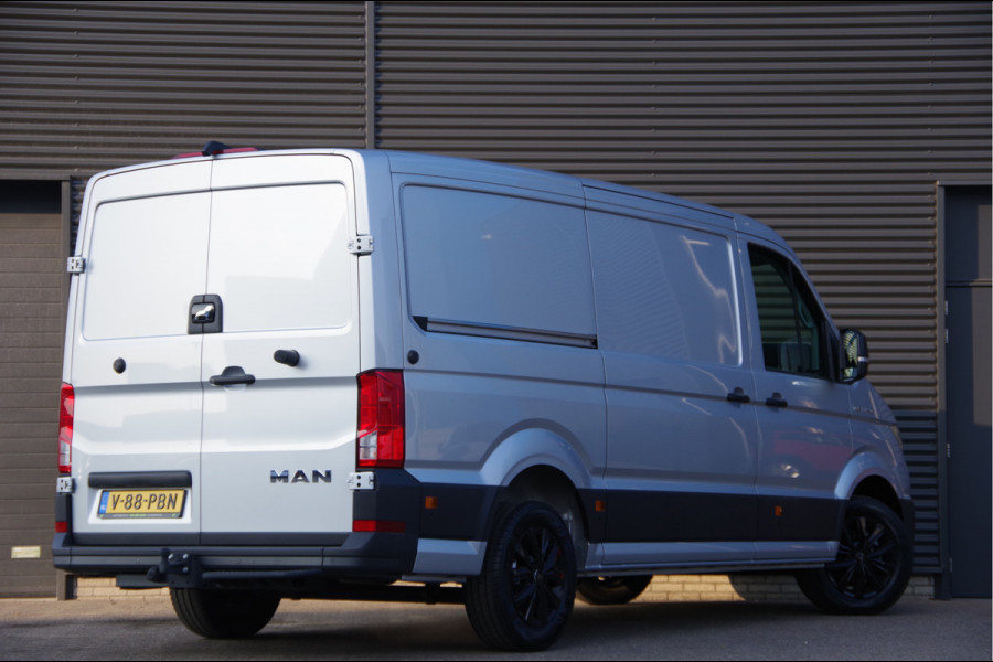 MAN TGE 3.140 35 2.0 L3H2 140PK AUT. LED, TREKHAAK, CAMERA, APPLE CARPLAY/ANDROID AUTO, CRUISE, VOORRUIT VERWARMING