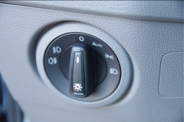 MAN TGE 3.140 35 2.0 L3H2 140PK AUT. LED, TREKHAAK, CAMERA, APPLE CARPLAY/ANDROID AUTO, CRUISE, VOORRUIT VERWARMING