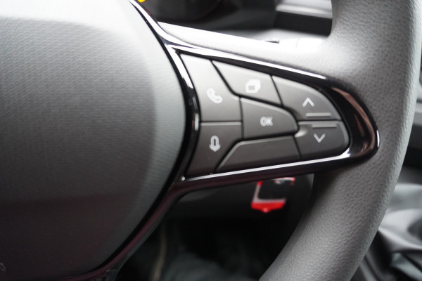 Renault Master T35 2.0 dCi 170PK L2H2 Extra Schuifdeur L / R DEMO!! Nr. V179 | Climate | Navi | Cruise | Trekhaak | Betimmering laadruimte