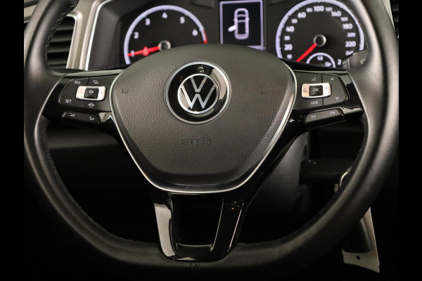 Volkswagen T-Roc 1.0 TSI Style | Parkeersensoren voor en achter | Cruise controle adaptief | Apple Carplay en Android auto |