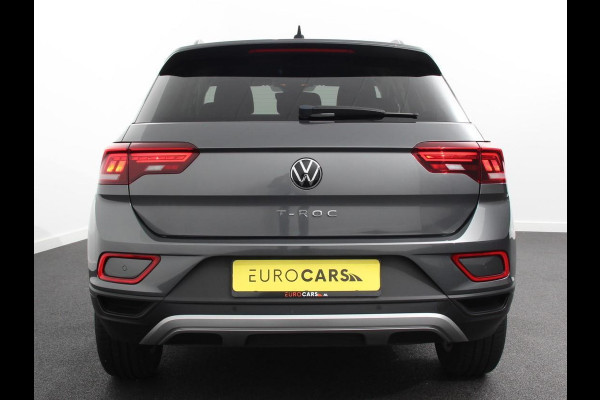 Volkswagen T-Roc 1.5 TSI 150pk DSG Life | Navigatie | Apple Carplay/Android Auto | Adaptive Cruise Control | Trekhaak | Parkeersensoren | Stoelverwarming | Ledverlichting | Getinte ramen | Climate Control |