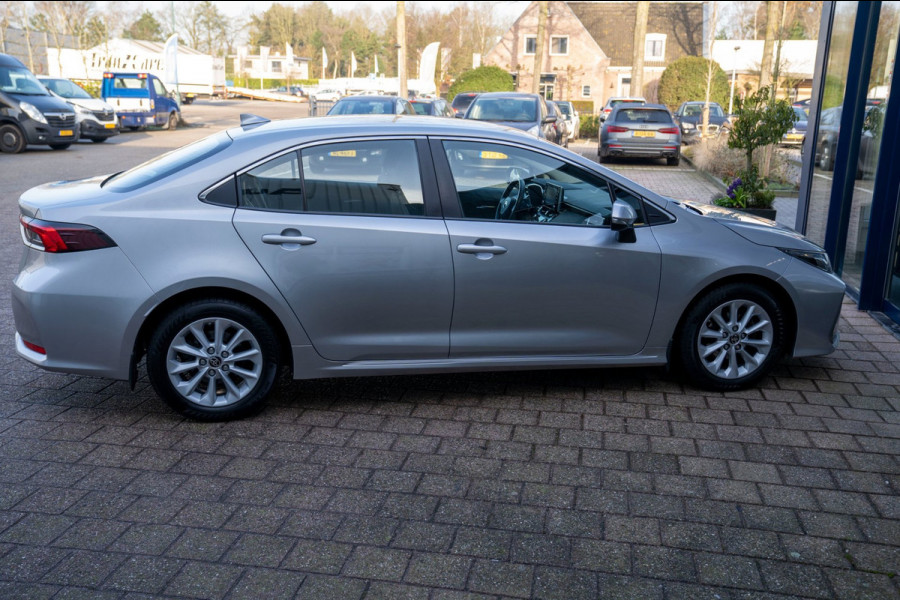 Toyota Corolla 1.5 Active|Prijs rijklaar incl 12 mnd garantie|Clima Verw stoelen Camera Carplay