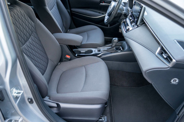 Toyota Corolla 1.5 Active|Prijs rijklaar incl 12 mnd garantie|Clima Verw stoelen Camera Carplay
