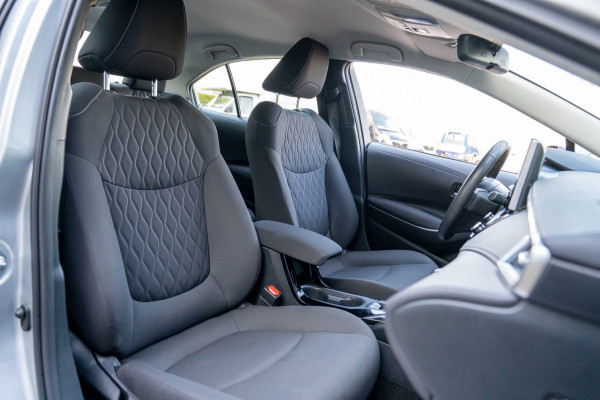 Toyota Corolla 1.5 Active|Prijs rijklaar incl 12 mnd garantie|Clima Verw stoelen Camera Carplay