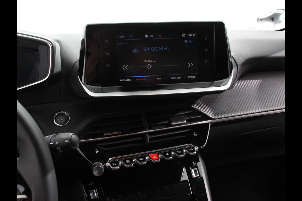Peugeot 208 1.2 PureTech 100pk Allure Pack Apple Carplay / Android Auto | Camera | Keyless | Adeptive Cruise Control | Stoelverwarming | Getinte Ramen |