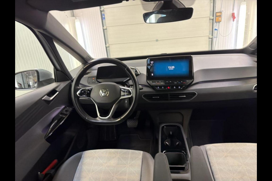 Volkswagen ID.3 Life 58 kWh Airco ECC Navi Carplay PDC VA Adaptive Cruise Control Full LED Sfeerverlichting