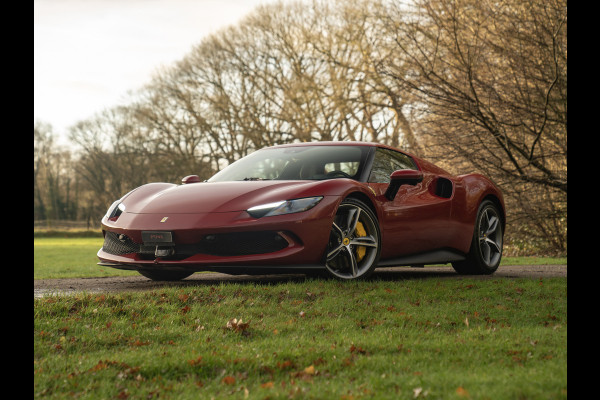 Ferrari 296 GTB 3.0 V6 | Rosso Mugello | Daytona Racing Seats | Lift | Pass. Display | JBL