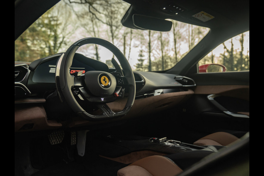 Ferrari 296 GTB 3.0 V6 | Rosso Mugello | Daytona Racing Seats | Lift | Pass. Display | JBL