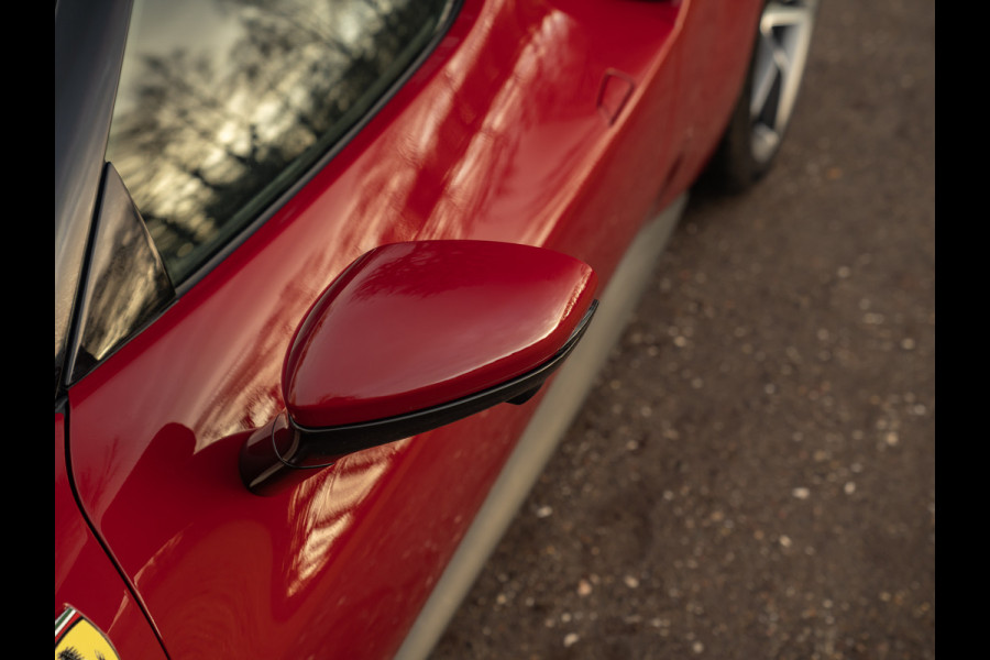 Ferrari 296 GTB 3.0 V6 | Rosso Mugello | Daytona Racing Seats | Lift | Pass. Display | JBL