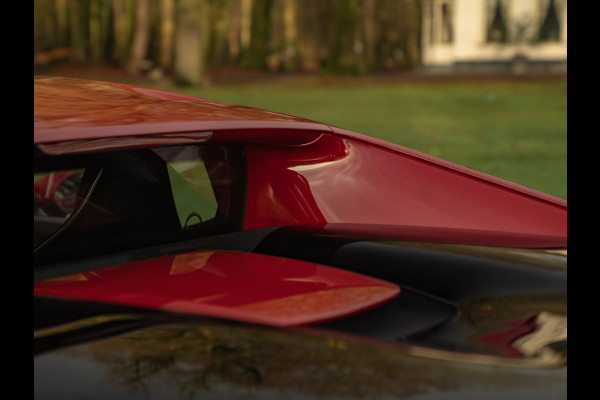 Ferrari 296 GTB 3.0 V6 | Rosso Mugello | Daytona Racing Seats | Lift | Pass. Display | JBL