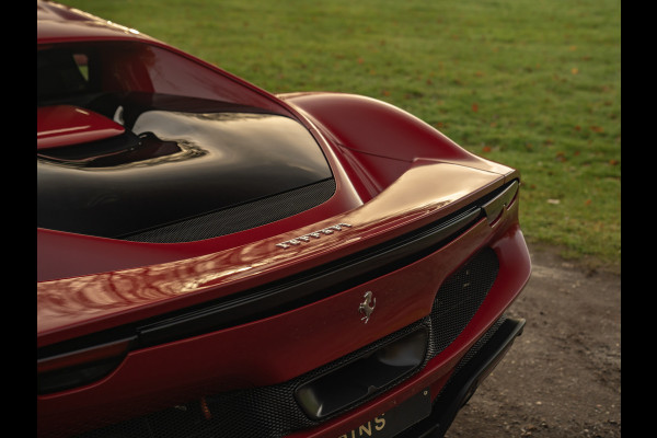 Ferrari 296 GTB 3.0 V6 | Rosso Mugello | Daytona Racing Seats | Lift | Pass. Display | JBL