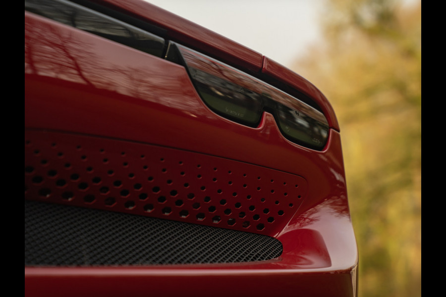 Ferrari 296 GTB 3.0 V6 | Rosso Mugello | Daytona Racing Seats | Lift | Pass. Display | JBL