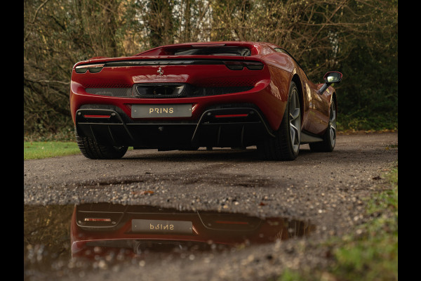 Ferrari 296 GTB 3.0 V6 | Rosso Mugello | Daytona Racing Seats | Lift | Pass. Display | JBL