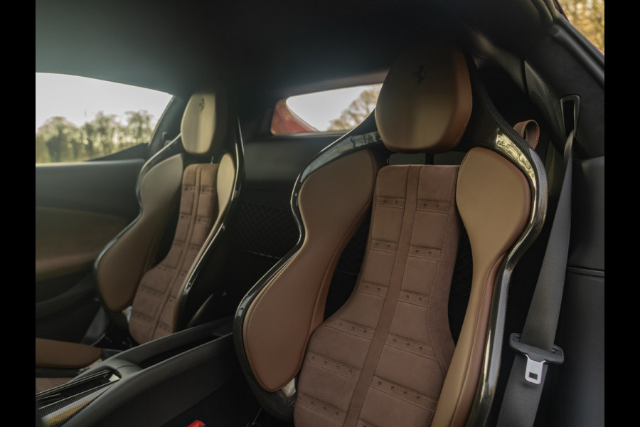 Ferrari 296 GTB 3.0 V6 | Rosso Mugello | Daytona Racing Seats | Lift | Pass. Display | JBL