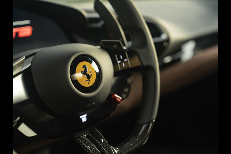 Ferrari 296 GTB 3.0 V6 | Rosso Mugello | Daytona Racing Seats | Lift | Pass. Display | JBL