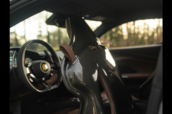 Ferrari 296 GTB 3.0 V6 | Rosso Mugello | Daytona Racing Seats | Lift | Pass. Display | JBL