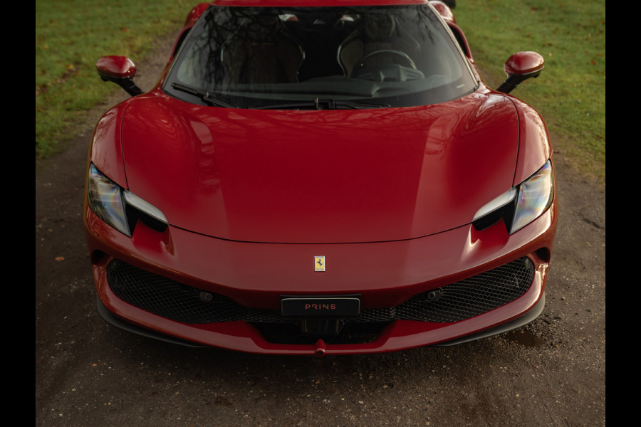 Ferrari 296 GTB 3.0 V6 | Rosso Mugello | Daytona Racing Seats | Lift | Pass. Display | JBL