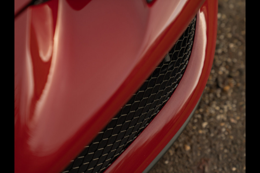 Ferrari 296 GTB 3.0 V6 | Rosso Mugello | Daytona Racing Seats | Lift | Pass. Display | JBL