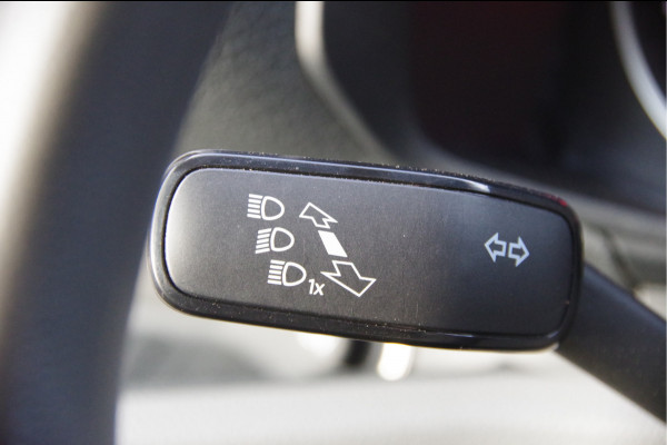 MAN TGE 3.180 35 2.0 3-ZITS, 177PK AUT. LED, TREKHAAK, CAMERA, GEV. STOEL, CRUISE, CLIMA, APPLE CARPLAY/ANDROID AUTO