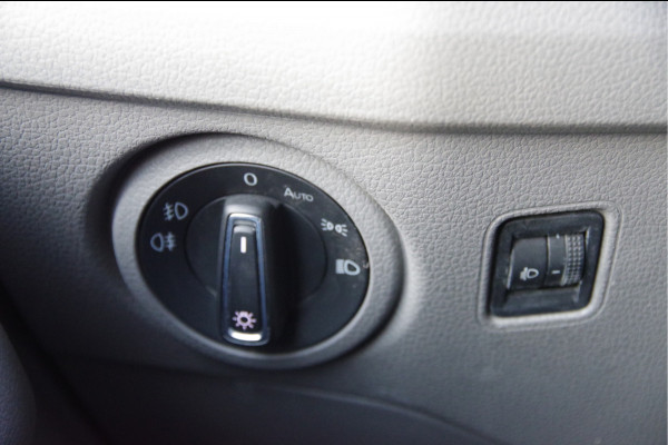 MAN TGE 3.180 35 2.0 3-ZITS, 177PK AUT. LED, TREKHAAK, CAMERA, GEV. STOEL, CRUISE, CLIMA, APPLE CARPLAY/ANDROID AUTO