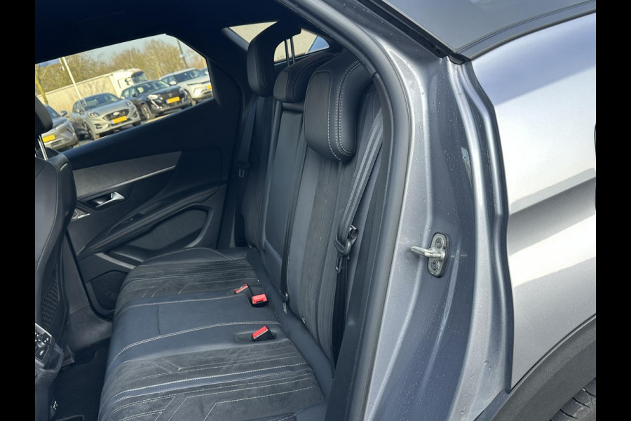 Peugeot 3008 1.6 HYbrid 225 GT PHEV | BLACK OPTIC| FOCAL AUDIO| STOELVERWARMING| CAMERA VOOR+ ACHTER| ADAPTIVE CRUISE CONTROL| DODE HOEK SENSOR| ELEK. ACHTERKLEP| STANDKACHEL