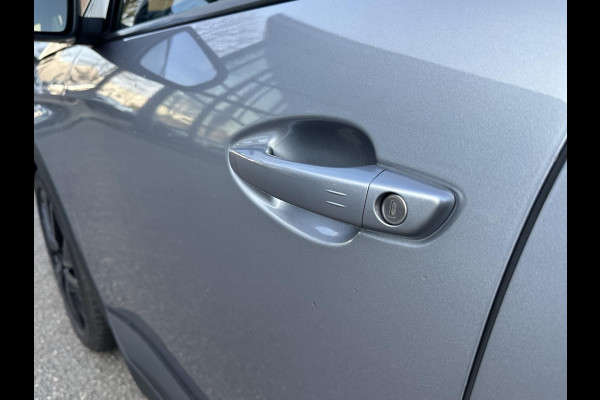 Peugeot 3008 1.6 HYbrid 225 GT PHEV | BLACK OPTIC| FOCAL AUDIO| STOELVERWARMING| CAMERA VOOR+ ACHTER| ADAPTIVE CRUISE CONTROL| DODE HOEK SENSOR| ELEK. ACHTERKLEP| STANDKACHEL